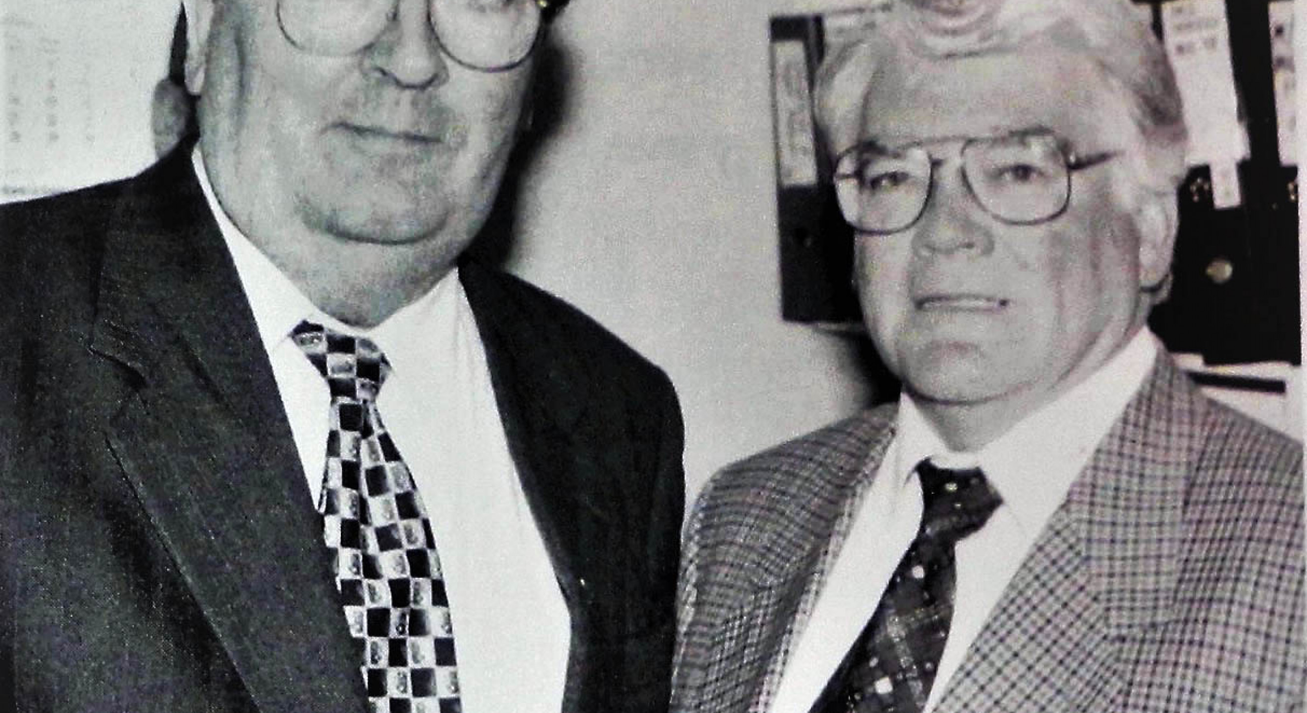 John Hume with Federation of Irish Societies Chair Seamus McGarry